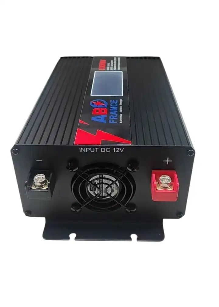 Face arrière du convertisseur ABE-PS1000-12 avec connexion batterie 12V INPUT DC, borne positive rouge et borne négative, ventilateur thermorégulé central